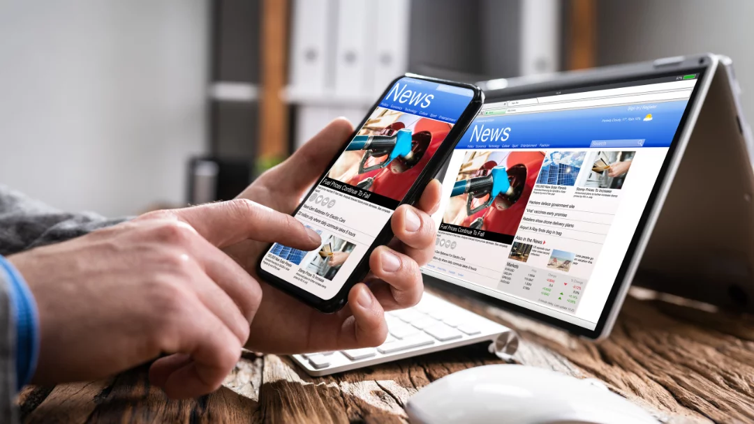 The same website on a mobile phone and desktop screen